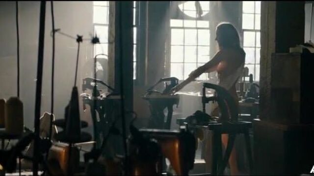 Jennifer connelly nude in american pastoral