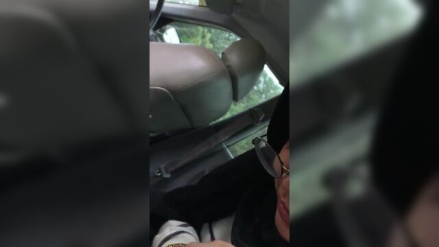 Malay blowjob in car
