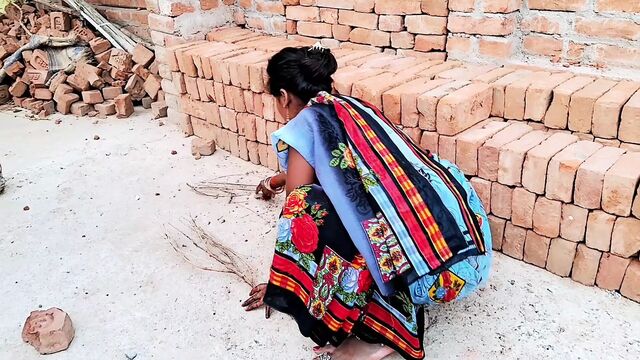 20 years old beautiful lady servent hard fucking first time her malik