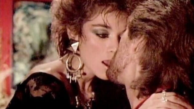 Lamya derval - howling iv sex scene