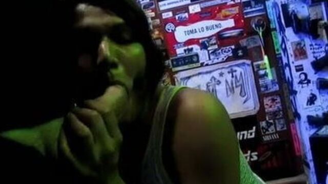 Facefuck training for nextdoor faggy friend