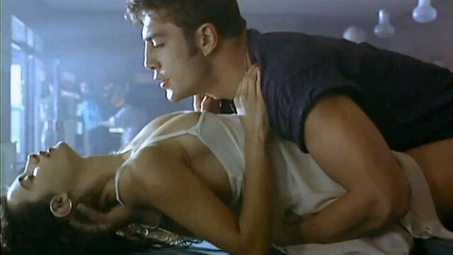 Penelope cruz sex scene in jamon jamon on scandalplanet.com