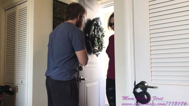 Step aunt & stepnephew christmas sex - brianna beach