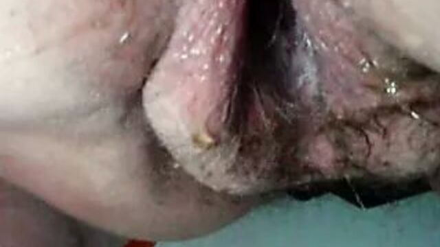 Very old granny peeing