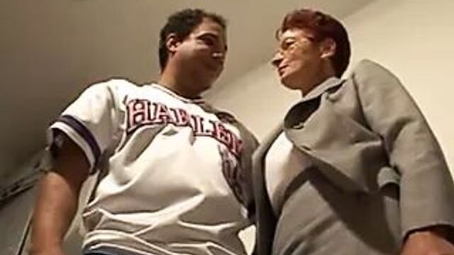 Young man tasty pussy of a mature german lady