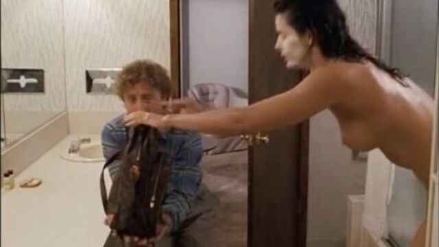 Cmnf и “принудительная нагота” в отрывке из не-порнографического фильма