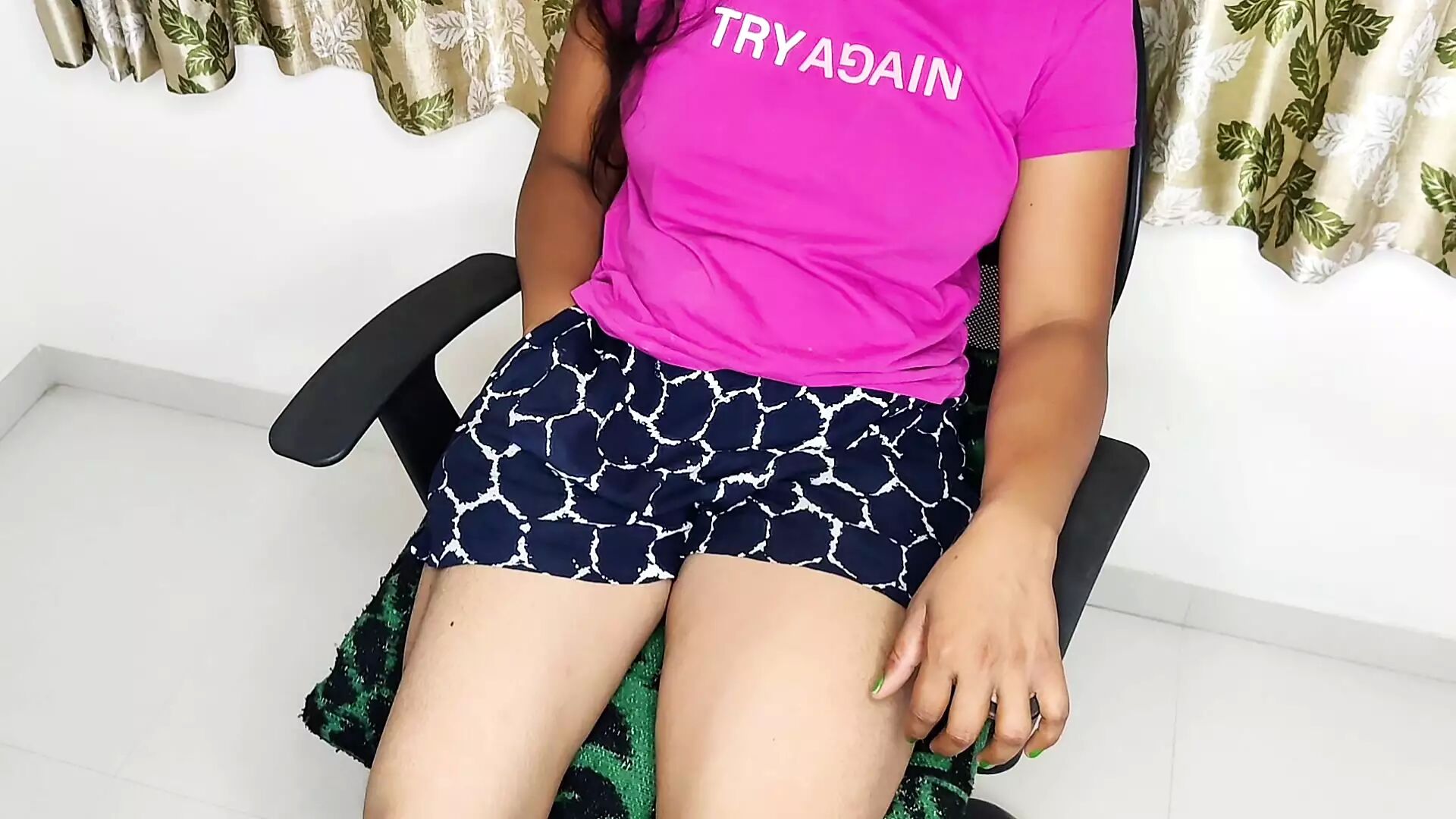 hentai инцест маленькой sexy fuck Komal pink tshirt me bahut khubsurat dikh rahi ho tum секс видео