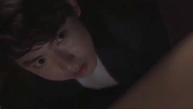 Seeing the neigbour's panty under the table