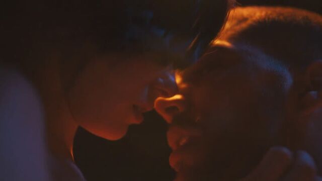 Сцены 18 плюс в фильме "следующие 365 дней" (2022)