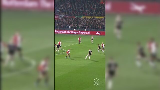 Донни ван де бек против "фейеноорда"