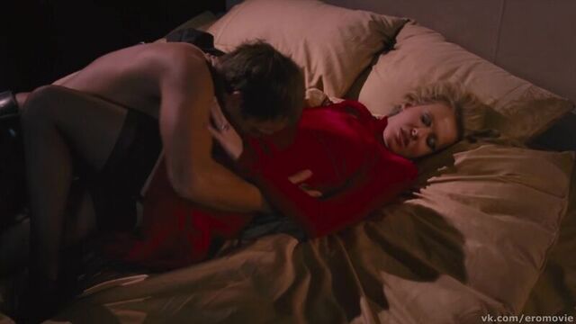 Измена ксении собчак на глазах у мужа