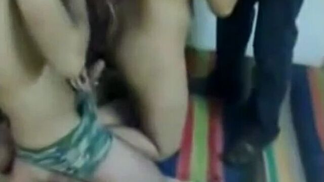 Таджики ебут узбечку