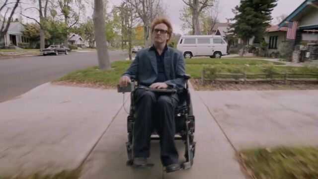 Фильм не волнуйся, он далеко не уйдёт (2018) - русский трейлер