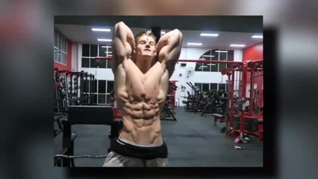 [tophype] у этого парня 10 кубиков пресса - самый сухой бодибилдер в мире