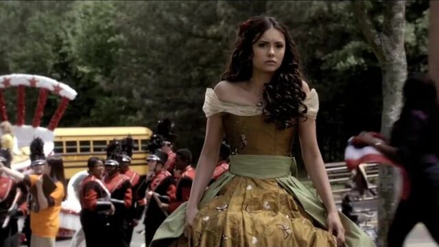 Дневники вампира. деймон и стефан о елене)