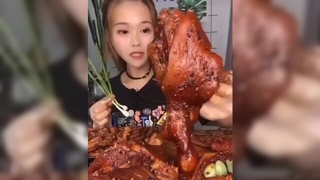 [asmr video] китайцы едят на камеру/chinees eating.