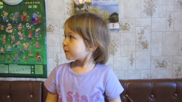 А.барто, девочка-ревушка - читает ребенок 3 лет