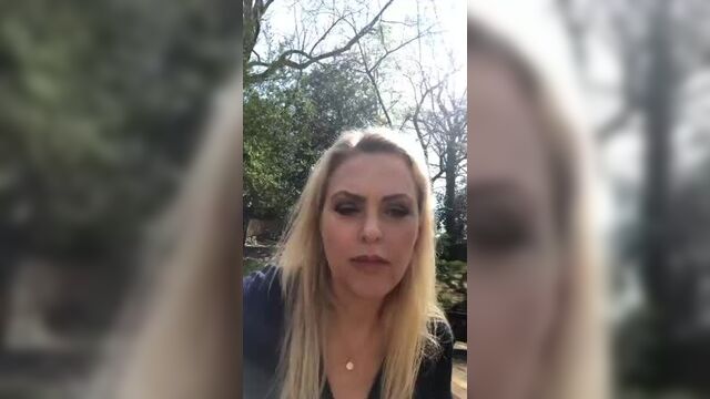 Элейн в прямом эфире в "instagram" 19.03.2020