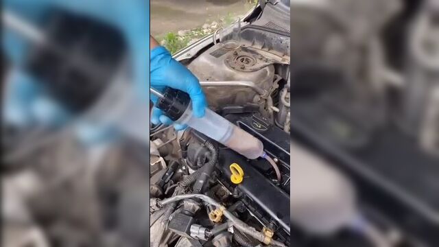 Специальный большой шприц