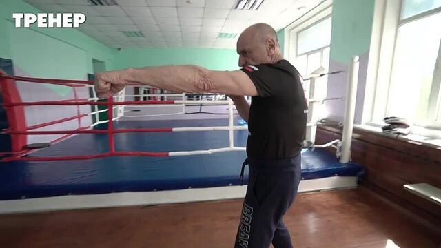 Не думай когда бьешь! удары должны вылетать автоматически.