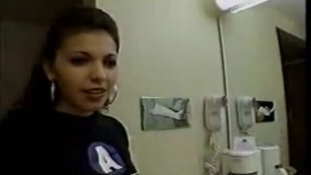 (porno_xxx)порно(с бабами лет 16-18!!!)