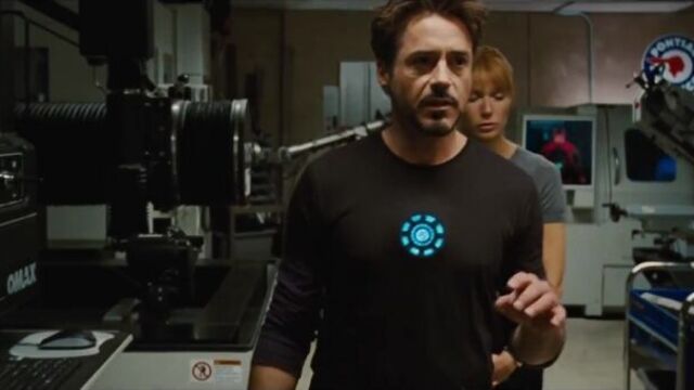 Железный человек 2 тони старк передает бразды правления корпорацией пеппер поттс