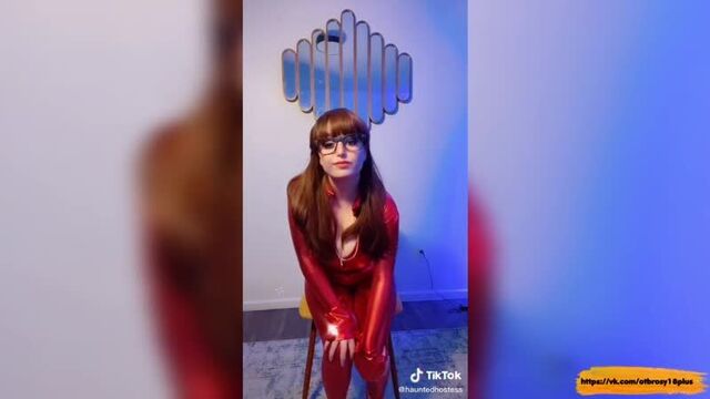 Годный тик-ток - вельма переоделась в латекс