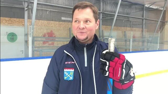 Федерация хоккея ленобласти провела мастер-класс для спортсменов из команды "донецк-2006"