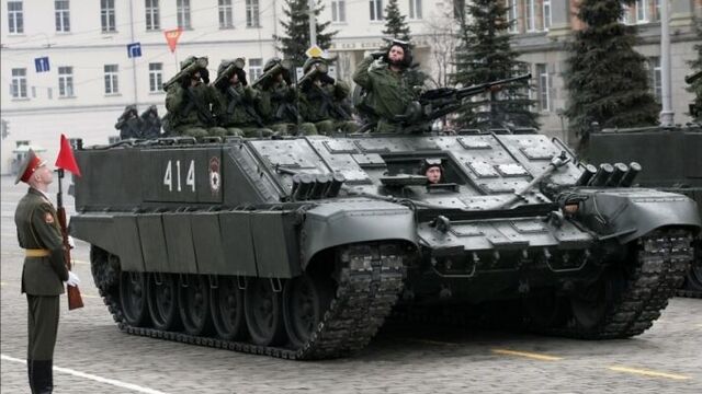 Бмо-т — российская тяжёлая боевая машина огнемётчиков.