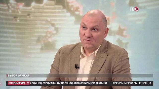 Руслан пухов в эфире программы "25й час" на твц. 20 октября 2022