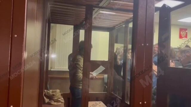 Кирилл суханов в суде заявил о готовности извиниться перед сергеем чемезовым