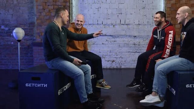 Василевский — о шлеменко: «он не великий боец, а высокомерный. 70 боев? большинство из них было с мешками»