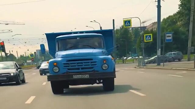 Зил на 600 сил шашки по городу