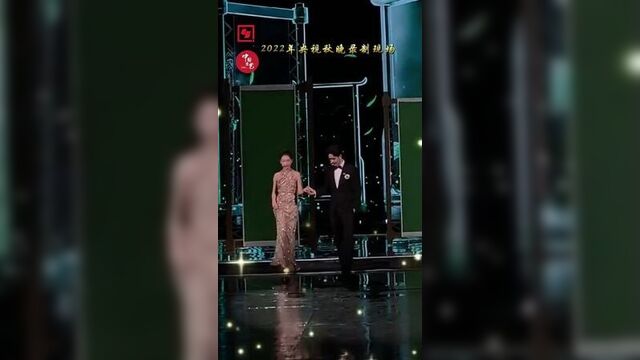 Ван ибо и чжоу дунъюй для гала-концерта