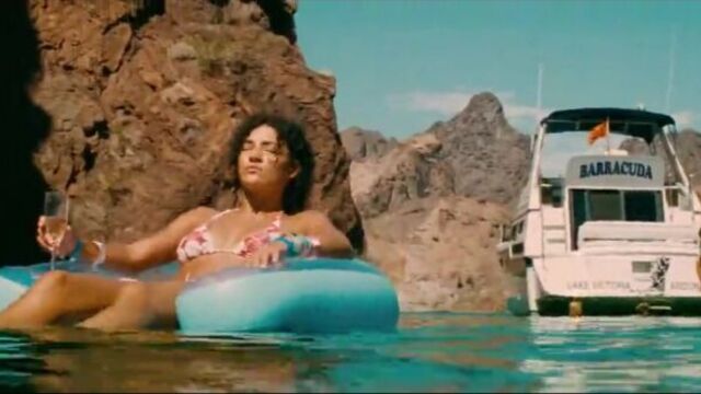 Келли брук голая - kelly brook nude - piranha 3d (2010)